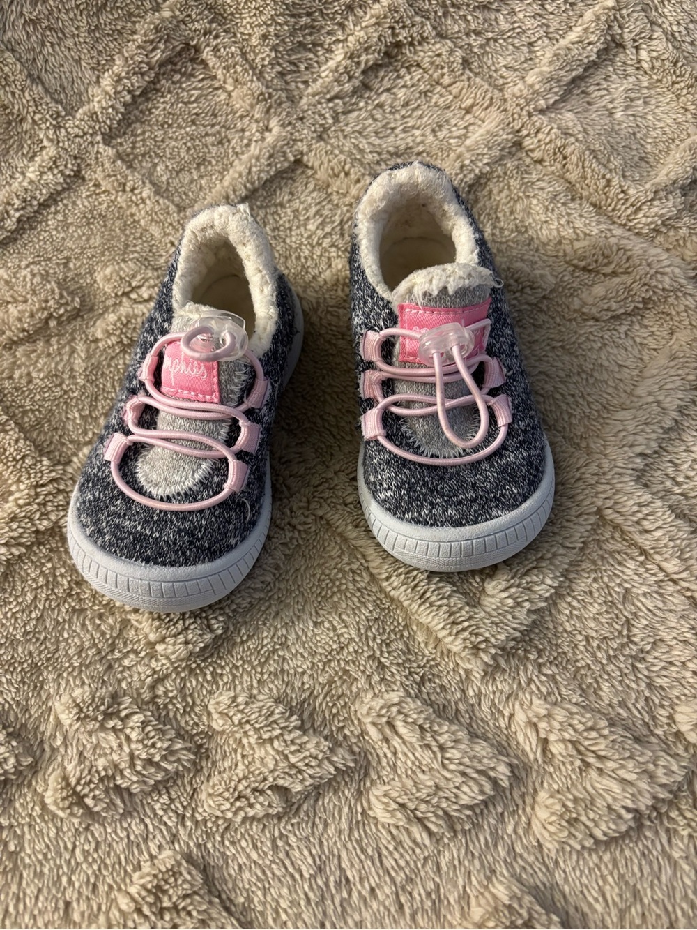 Kids Plush-Lined Knit Sneakers in Pink and Gray